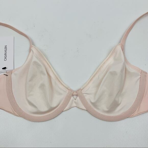Calvin Klein Pink Lace Bra with Light Blue Thong - Picture 7 of 12